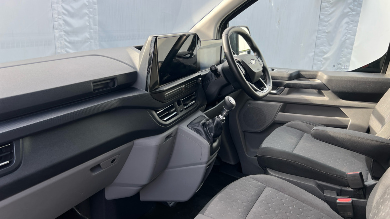 Ford Transit Custom 300 L2 Diesel Fwd 2.0 EcoBlue 136ps H1 Van Limited